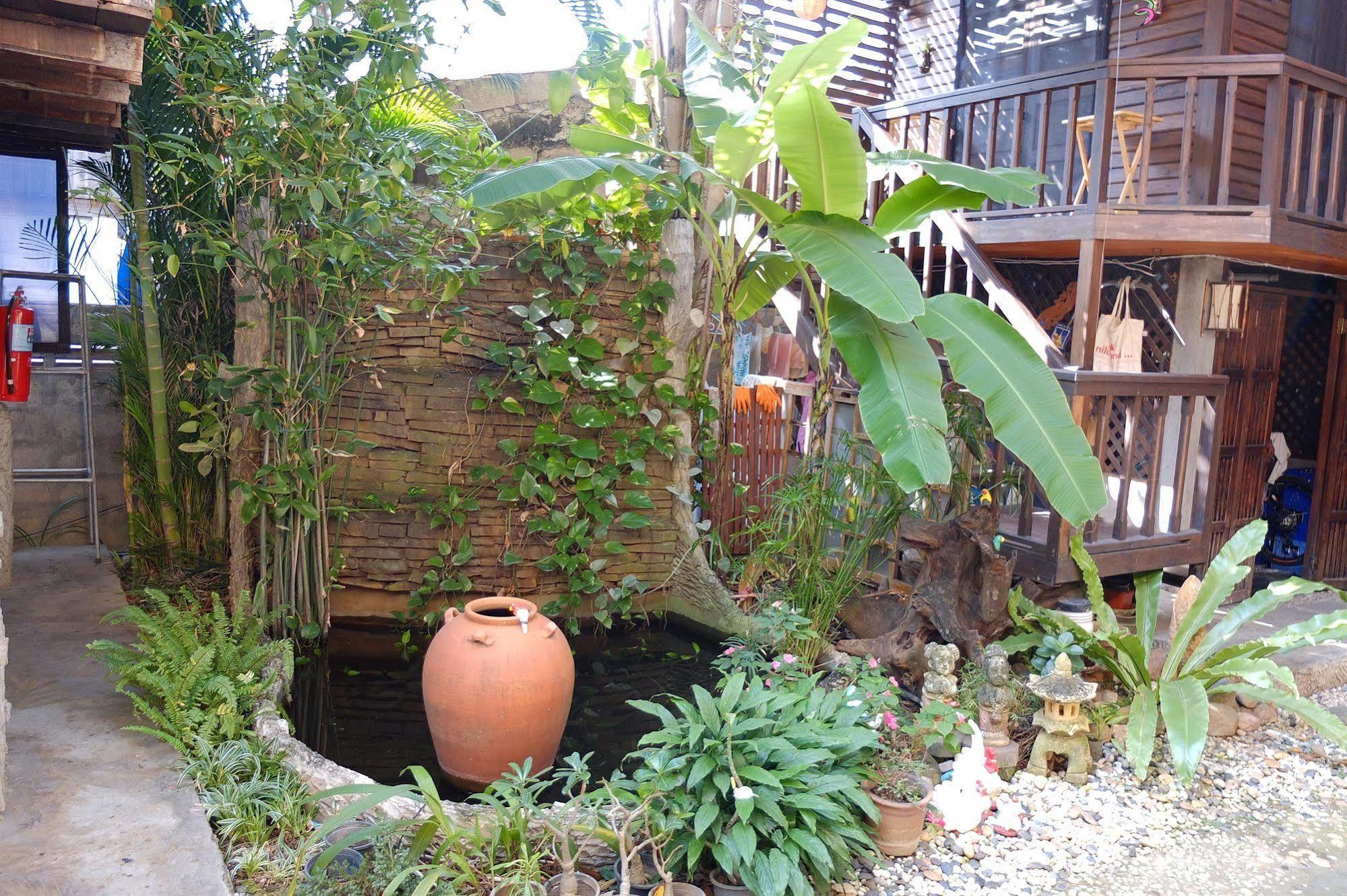 Saithong Guesthouse Chiang Mai Exterior foto